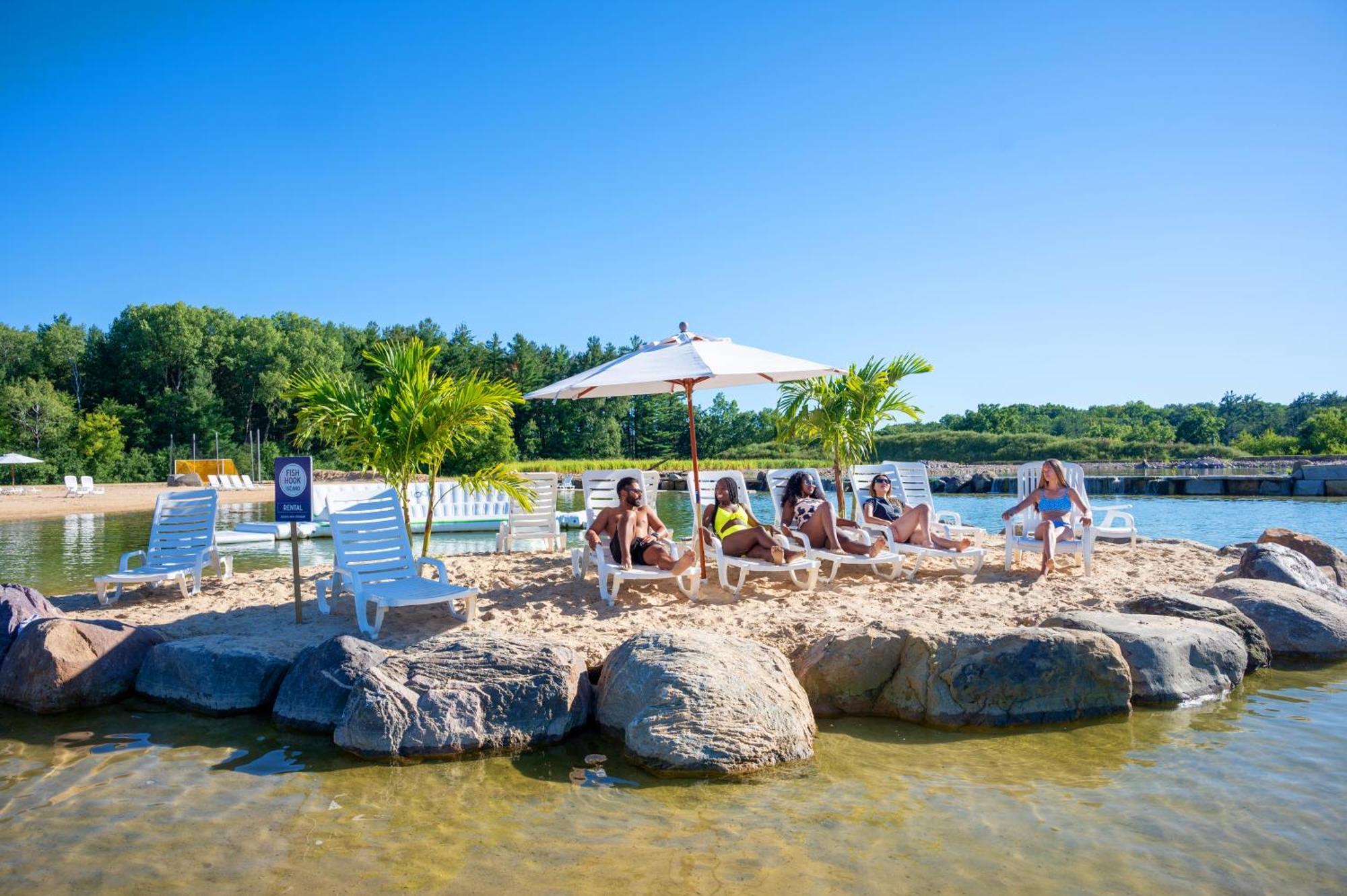 Aloha Beach Resort Wisconsin Dells Exterior foto